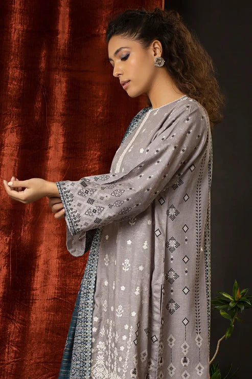 Unstitched 3 Piece – Printed Embroidered Khaddar